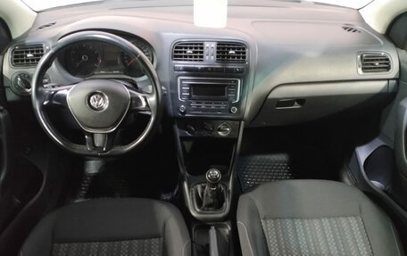 Volkswagen Polo VI (EU Market), 2018 год, 1 300 000 рублей, 9 фотография