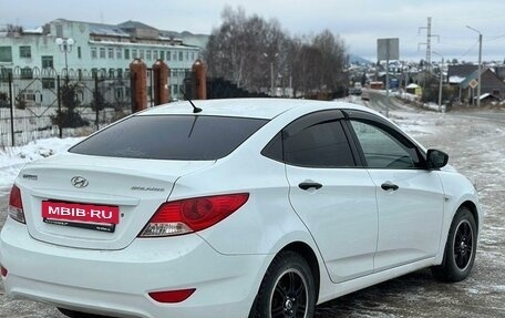 Hyundai Solaris II рестайлинг, 2014 год, 700 000 рублей, 3 фотография