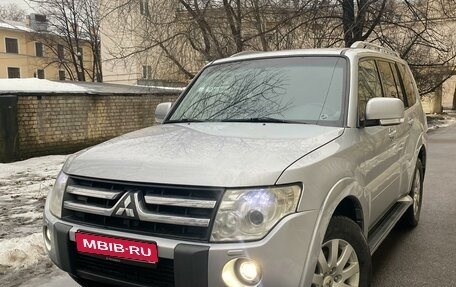 Mitsubishi Pajero IV, 2008 год, 1 690 000 рублей, 1 фотография