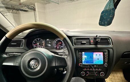 Volkswagen Jetta VI, 2012 год, 940 000 рублей, 8 фотография