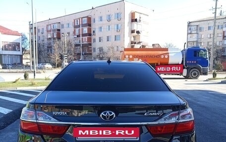 Toyota Camry, 2015 год, 2 100 000 рублей, 4 фотография