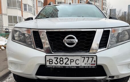 Nissan Terrano III, 2015 год, 1 099 000 рублей, 4 фотография