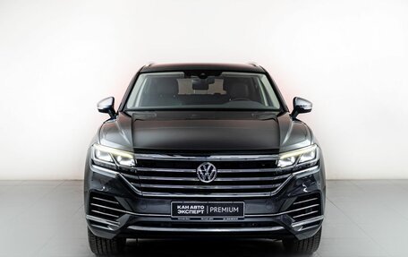 Volkswagen Touareg III, 2018 год, 5 200 000 рублей, 2 фотография