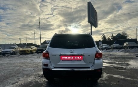 Toyota Highlander III, 2011 год, 2 170 000 рублей, 7 фотография