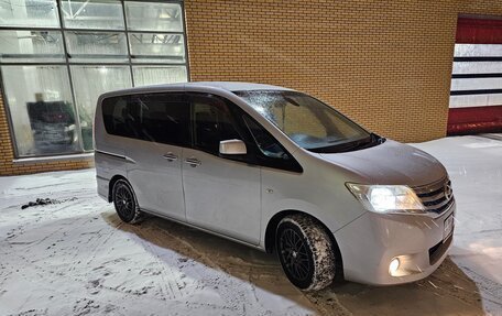 Nissan Serena IV, 2011 год, 1 200 000 рублей, 3 фотография