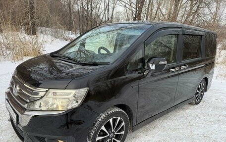 Honda Stepwgn IV, 2013 год, 1 720 000 рублей, 3 фотография