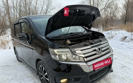 Honda Stepwgn IV, 2013 год, 1 720 000 рублей, 8 фотография