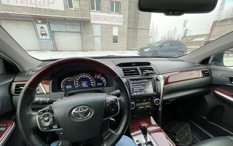 Toyota Camry, 2012 год, 2 250 000 рублей, 18 фотография