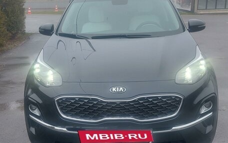 KIA Sportage IV рестайлинг, 2020 год, 2 750 000 рублей, 2 фотография