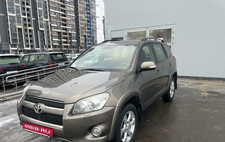 Toyota RAV4, 2011 год, 1 800 000 рублей, 4 фотография