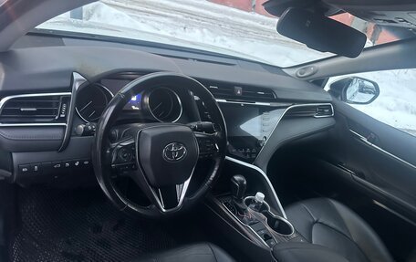 Toyota Camry, 2018 год, 3 300 000 рублей, 5 фотография