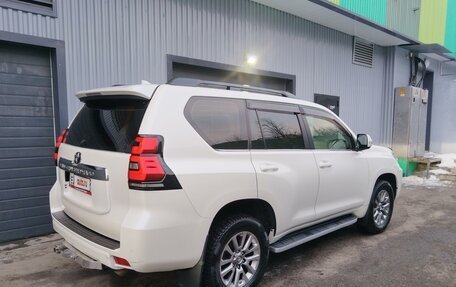 Toyota Land Cruiser Prado 150 рестайлинг 2, 2017 год, 5 750 000 рублей, 6 фотография