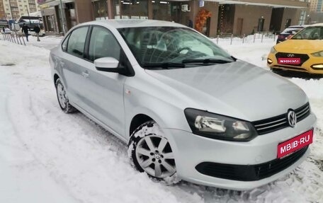 Volkswagen Polo VI (EU Market), 2013 год, 680 000 рублей, 1 фотография