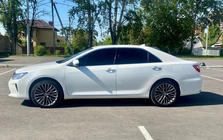 Toyota Camry, 2017 год, 2 500 000 рублей, 2 фотография