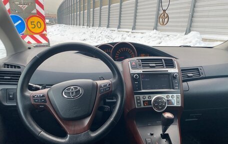 Toyota Verso I, 2011 год, 1 400 000 рублей, 9 фотография