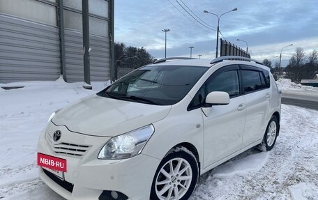 Toyota Verso I, 2011 год, 1 400 000 рублей, 6 фотография