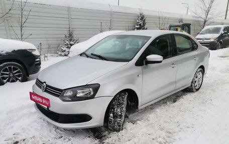 Volkswagen Polo VI (EU Market), 2013 год, 680 000 рублей, 3 фотография