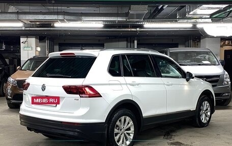 Volkswagen Tiguan II, 2017 год, 2 149 000 рублей, 3 фотография