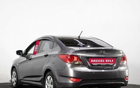 Hyundai Solaris II рестайлинг, 2011 год, 660 000 рублей, 6 фотография