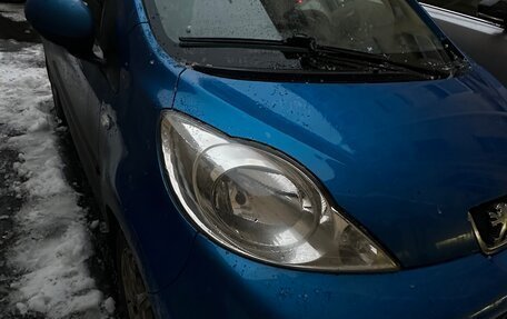 Peugeot 107 I рестайлинг, 2010 год, 600 000 рублей, 3 фотография