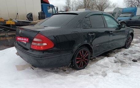 Mercedes-Benz E-Класс, 2005 год, 750 000 рублей, 6 фотография