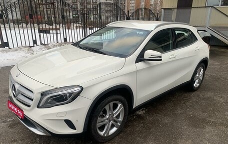 Mercedes-Benz GLA, 2015 год, 2 400 000 рублей, 3 фотография