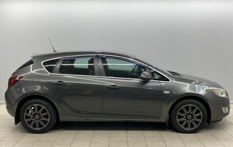 Opel Astra J, 2011 год, 745 000 рублей, 8 фотография