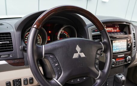 Mitsubishi Pajero IV, 2019 год, 3 698 000 рублей, 17 фотография