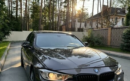 BMW 3 серия, 2014 год, 1 700 000 рублей, 13 фотография