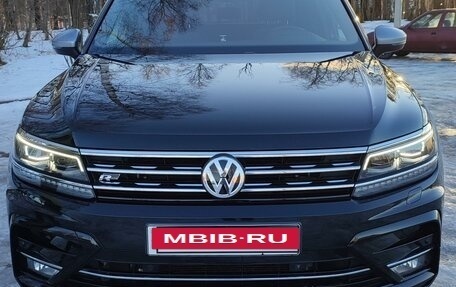 Volkswagen Tiguan II, 2019 год, 4 200 000 рублей, 26 фотография