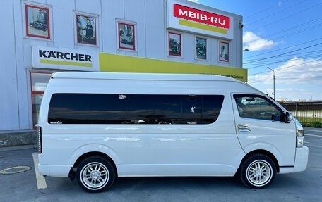 Toyota HiAce H200, 2008 год, 5 950 000 рублей, 2 фотография