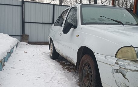 Daewoo Nexia I рестайлинг, 2001 год, 30 000 рублей, 7 фотография