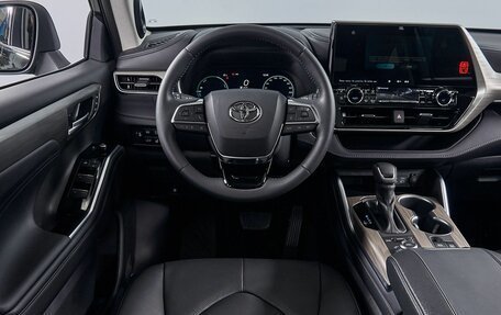 Toyota Highlander, 2024 год, 6 999 000 рублей, 10 фотография