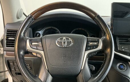 Toyota Land Cruiser 200, 2018 год, 7 490 000 рублей, 11 фотография