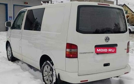 Volkswagen Transporter T5 рестайлинг, 2006 год, 1 350 000 рублей, 4 фотография