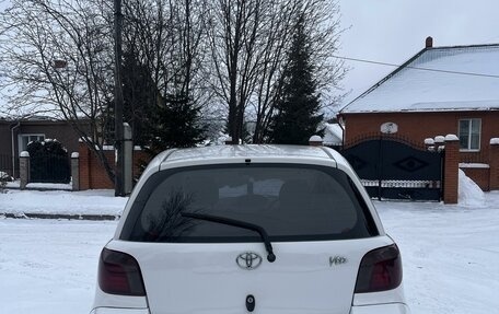 Toyota Vitz, 2001 год, 385 000 рублей, 4 фотография