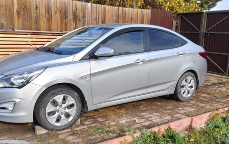 Hyundai Solaris II рестайлинг, 2015 год, 1 290 000 рублей, 7 фотография