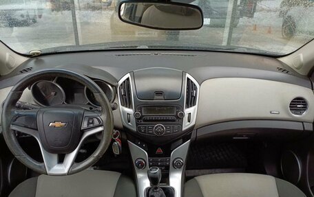 Chevrolet Cruze II, 2013 год, 808 000 рублей, 12 фотография