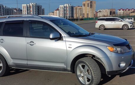 Mitsubishi Outlander III рестайлинг 3, 2007 год, 1 550 000 рублей, 8 фотография