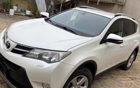 Toyota RAV4, 2014 год, 1 900 000 рублей, 3 фотография