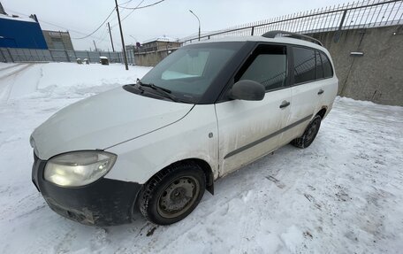 Skoda Fabia II, 2008 год, 219 000 рублей, 2 фотография