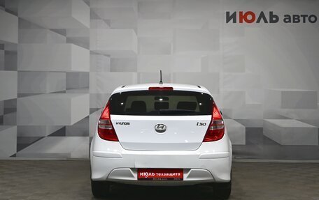 Hyundai i30 I, 2010 год, 850 000 рублей, 4 фотография