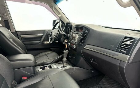 Mitsubishi Pajero IV, 2011 год, 1 900 000 рублей, 13 фотография