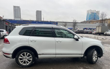 Volkswagen Touareg III, 2015 год, 3 690 000 рублей, 2 фотография