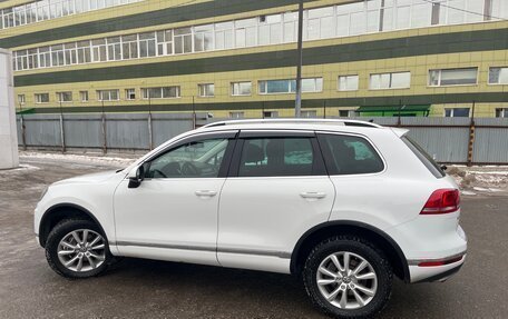 Volkswagen Touareg III, 2015 год, 3 690 000 рублей, 4 фотография