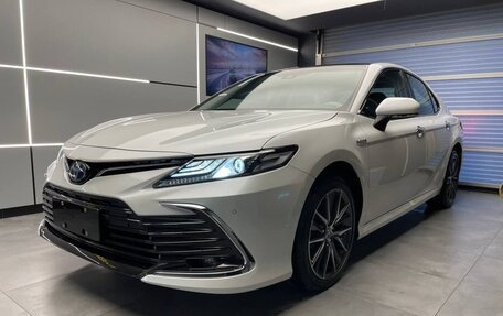 Toyota Camry, 2022 год, 5 340 000 рублей, 2 фотография