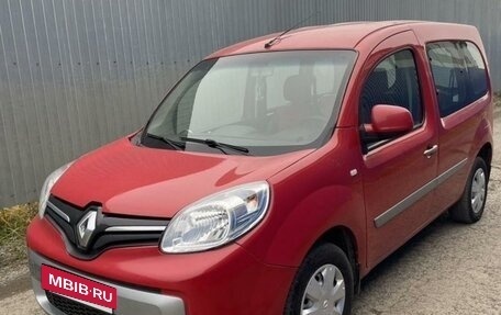 Renault Kangoo II рестайлинг, 2014 год, 1 100 000 рублей, 2 фотография