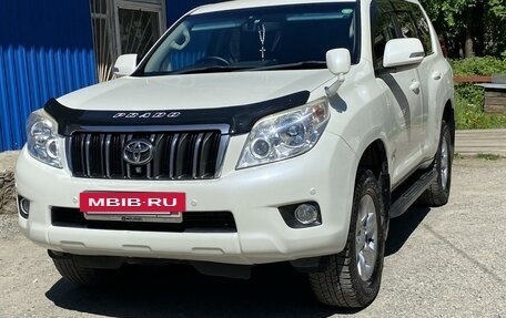 Toyota Land Cruiser Prado 150 рестайлинг 2, 2012 год, 3 200 000 рублей, 13 фотография