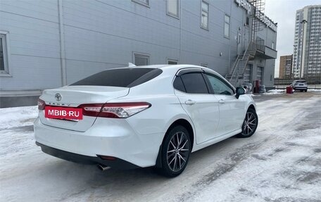 Toyota Camry, 2022 год, 3 690 000 рублей, 7 фотография