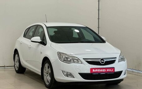 Opel Astra J, 2012 год, 855 000 рублей, 2 фотография